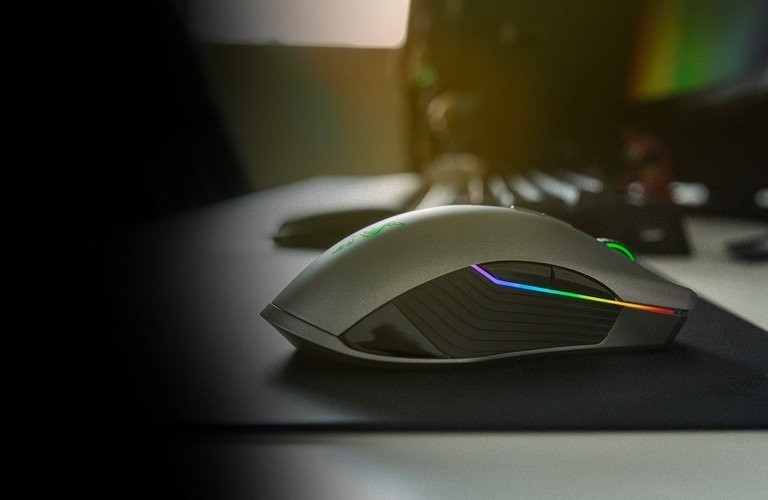 razer-lancehead-wireless-mouse-mobile.jpg [MS-15481123719086096-0088709485-FR]/Catalogue produits RDC et GM / Online