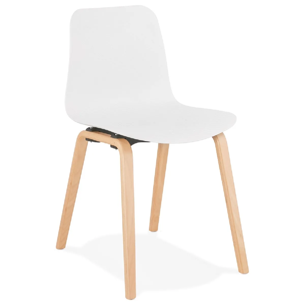 Chaise scandinave 'PACIFIK' blanche avec pieds en bois finition naturelle