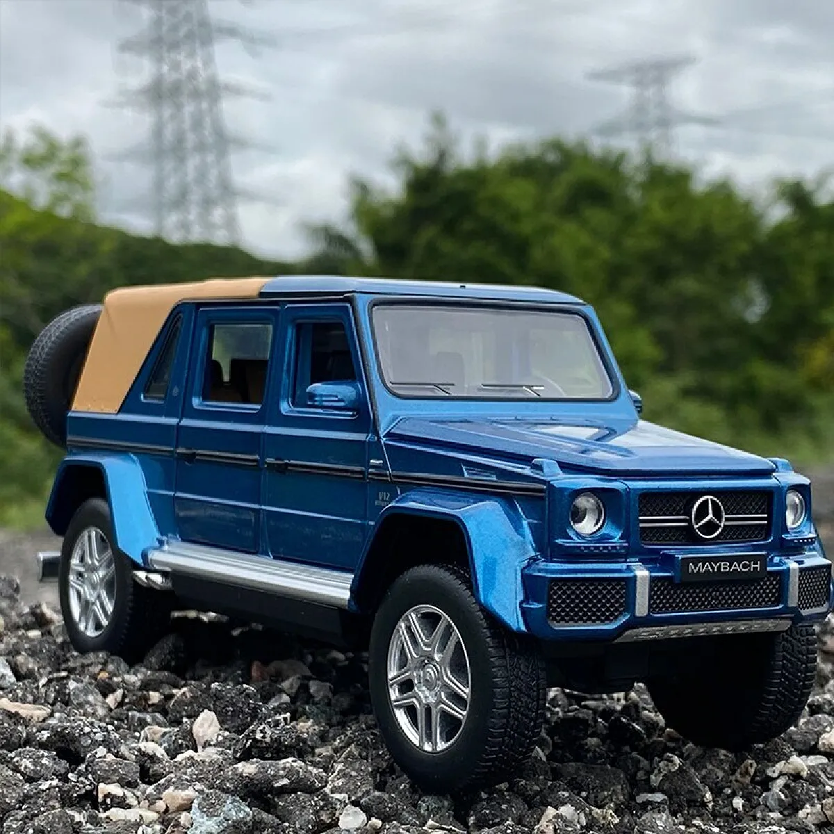 1/32 Mercedes-Benz G650 Camion de ramassage modifié Modèle de voiture en alliage Détachement de véhicule Jouet Moule Jouet en métal coulé Modèle de voiture Jouet collectionnable Cadeau pour enfants   Voiture jouet coulée sous pression (bleu)