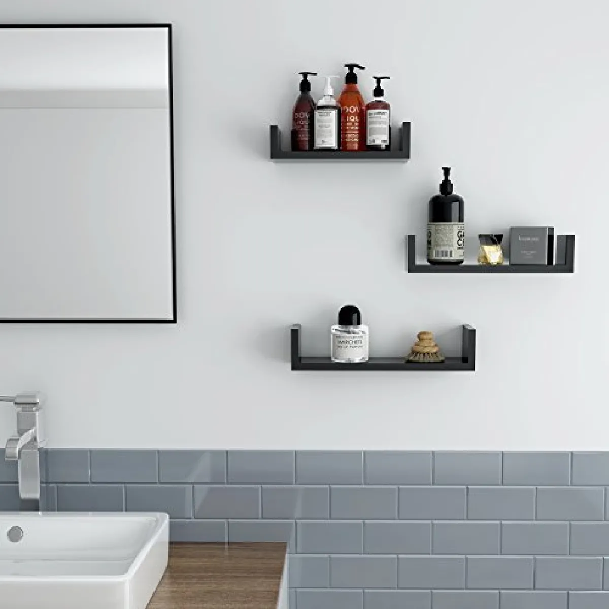 SONGMICS Lot de 3 Etagères murales flottantes Rangement Décoration Exposition Panneau de MDF Design rétro Noir LWS40BK