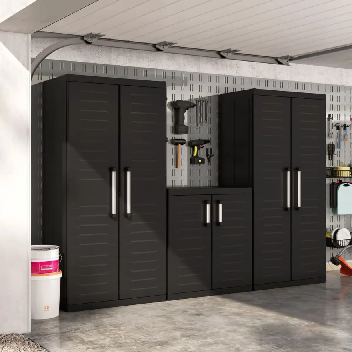 Keter Armoire de rangement basse Detroit XL Noir