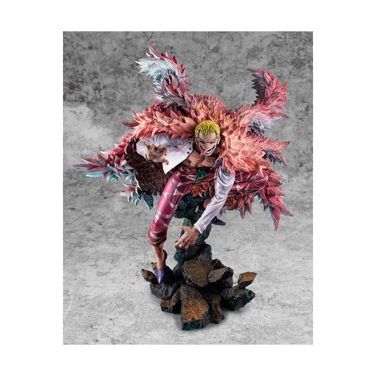 One Piece - Statuette Excellent Model P.O.P. SA-Maximum Heavenly Demon Donquixote Doflamingo 35 cm