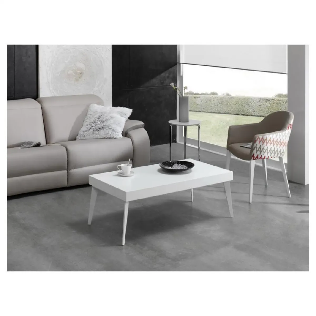 Table basse relevable DEMOS 110 x 60 x 41 cm pieds métal plateau laqué blanc