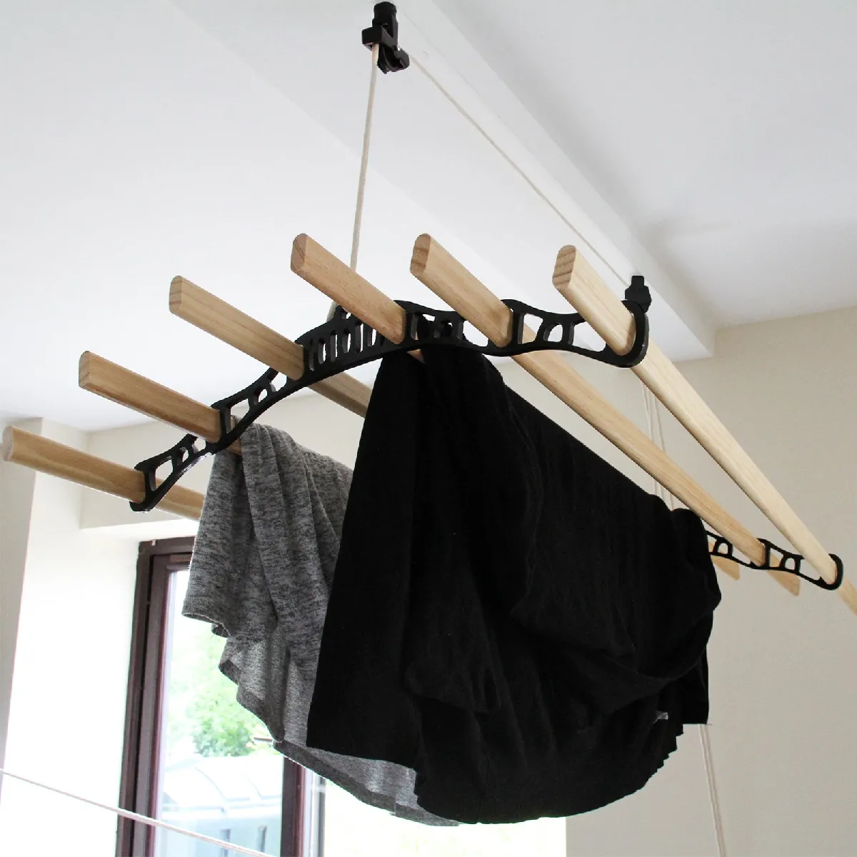 Etendoir à Linge Suspendu - Noir- 1.8m