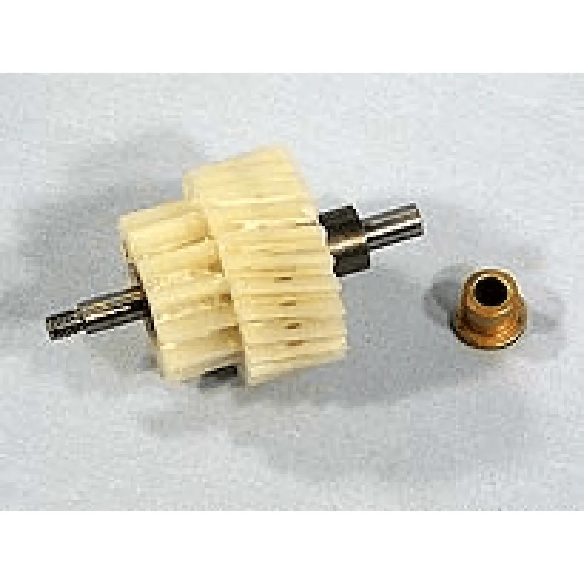 Kenwood PIGNON POUR ROBOT MULTIFONCTIONS * KW712145- 0WKM260004 - KM260 0WKM261006 - KM261 0WKM2620