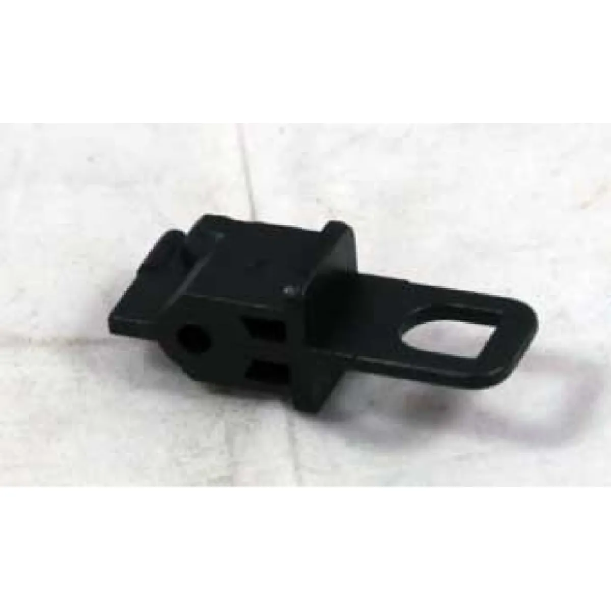 Whirlpool Crochet de porte micro-ondes