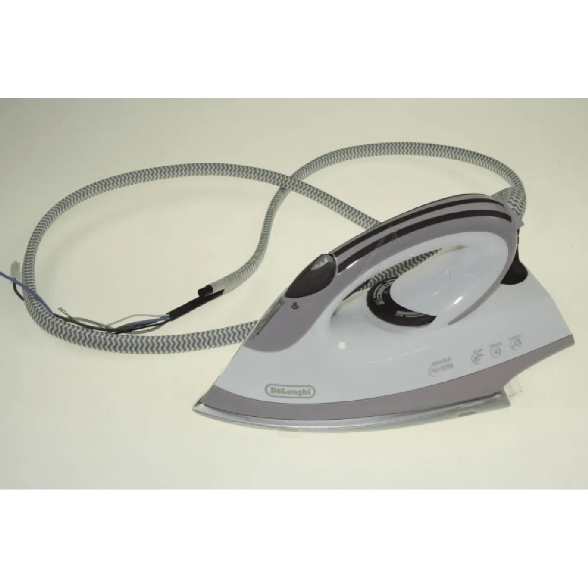 DeLonghi Fer à Repasser 7312870709