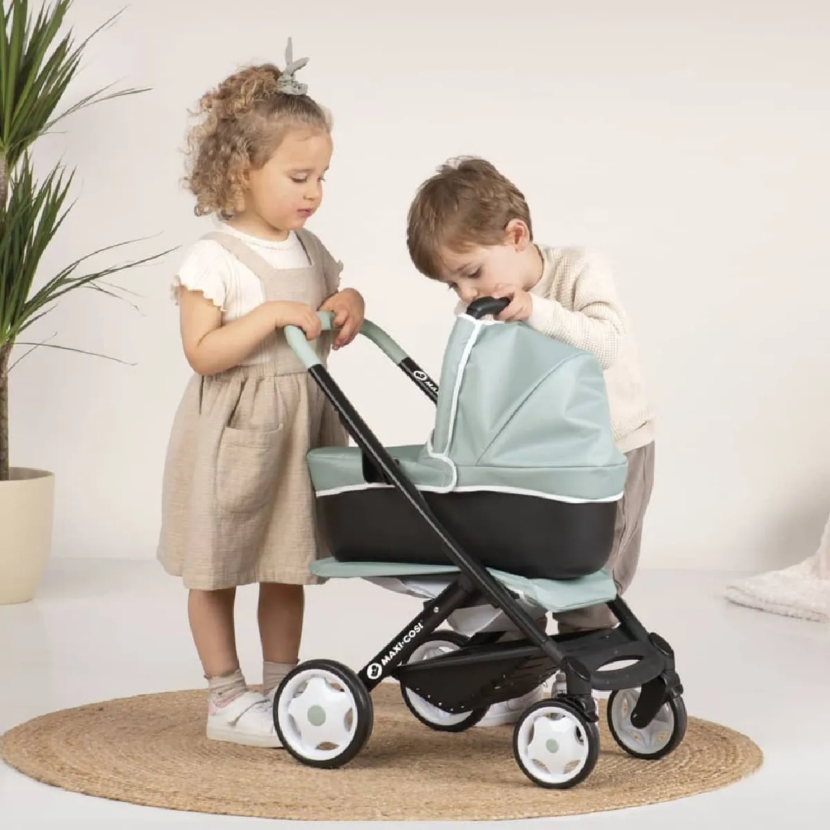 Smoby Poussette Maxi Cosi 3-en-1 Accessoires de poupée et poupon