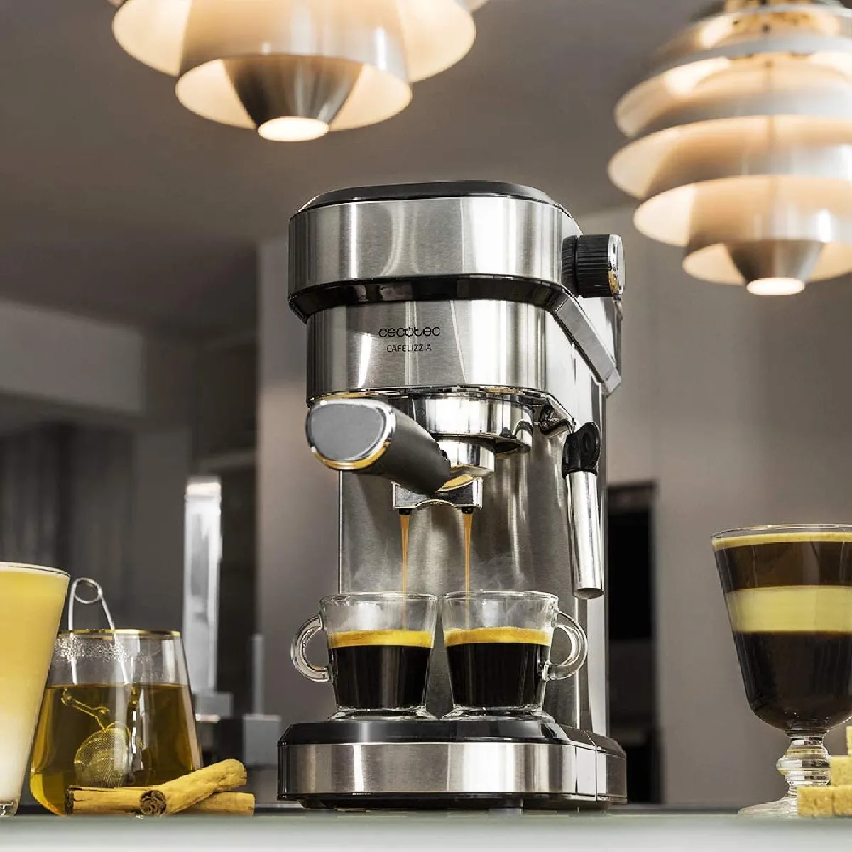 CECOTEC  Cafelizzia 790 Steel