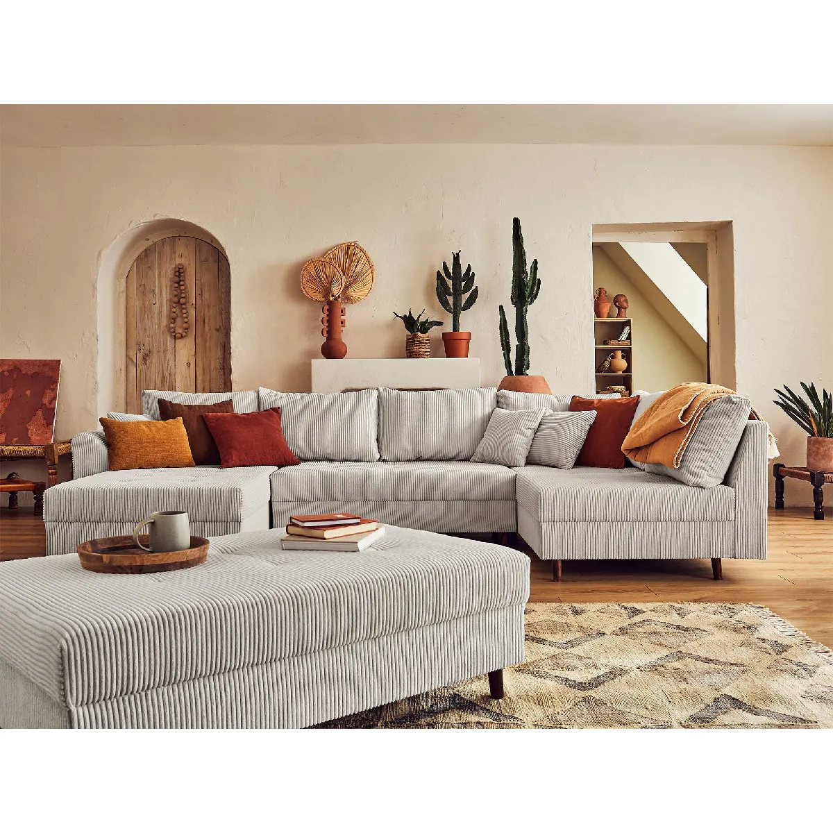 Lisa Design Gris/Clair Rune - Canapé Panoramique D'angle Droit - 7 Places - Avec Pouf D'appoint - En Velours