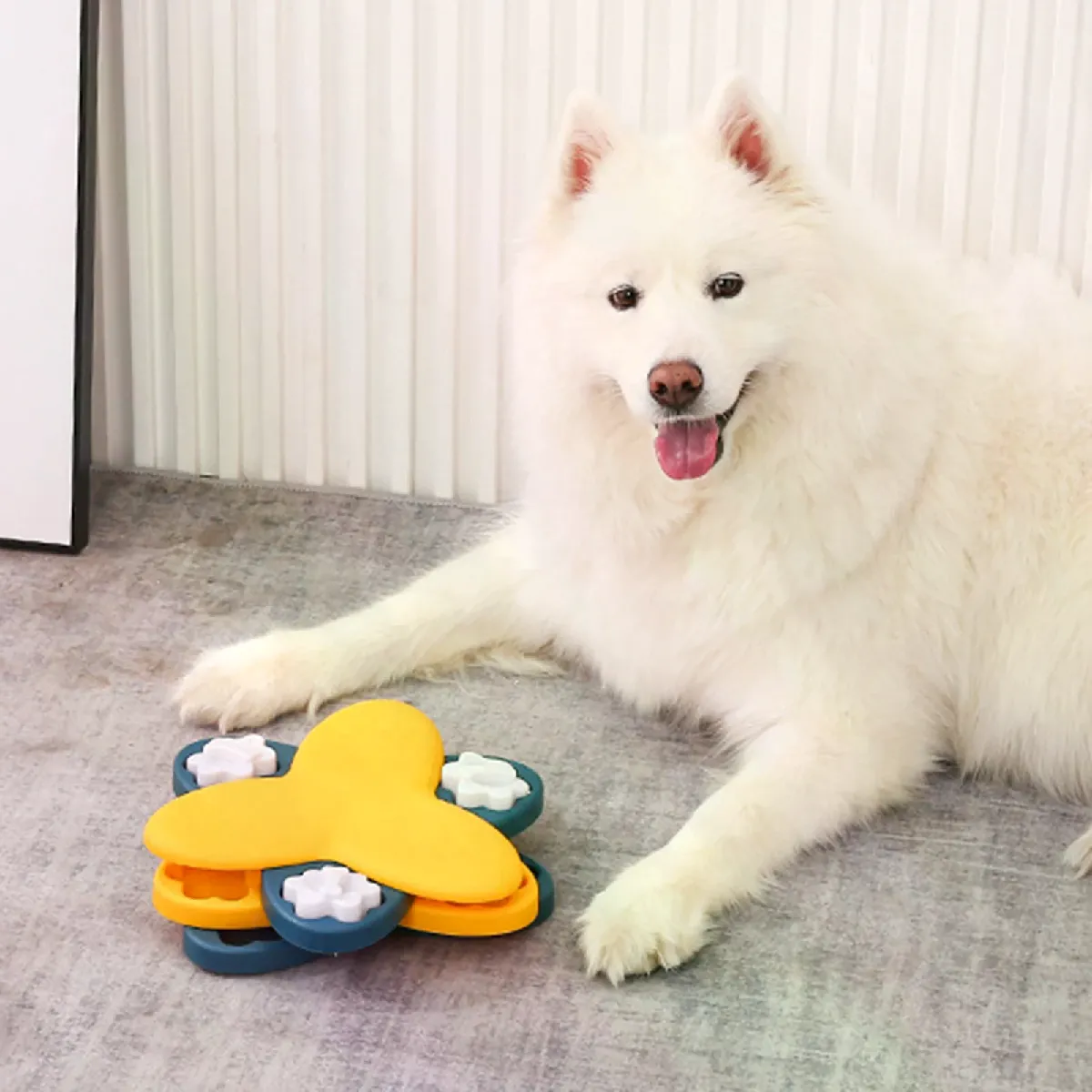 Meilleurs prix pour Bol d'alimentation pour chien, bol d'alimentation pour animal de compagnie, ralentissant, plat antidérapant interactif, Puzzle, jouets, distributeur de nourriture, jeu d'entraînement