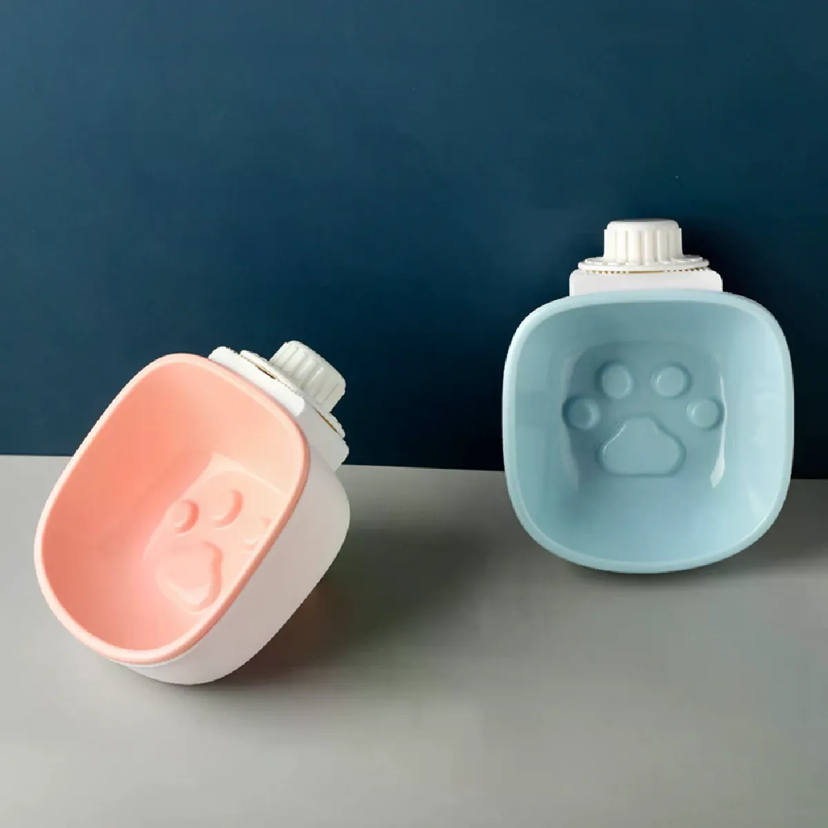 Meilleurs prix pour Gamelle pour chien, support surélevé, Anti-étouffement, Cage suspendue, eau et boisson, alimentation lente