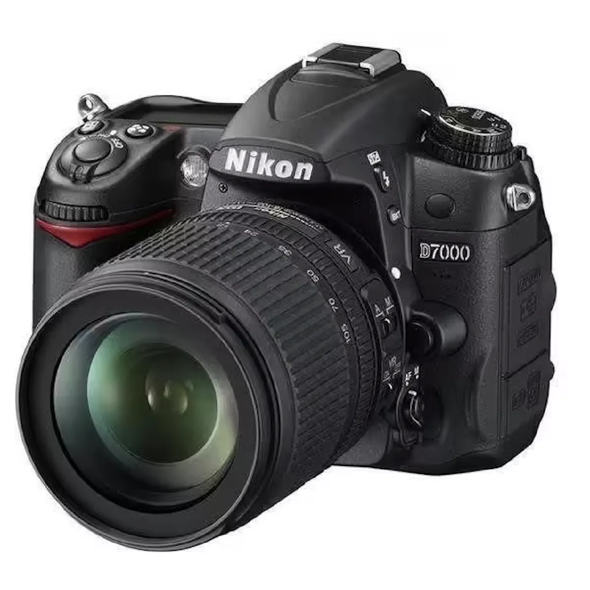 Nikon D7000 + Objectif AF DX 18 105 mm VR