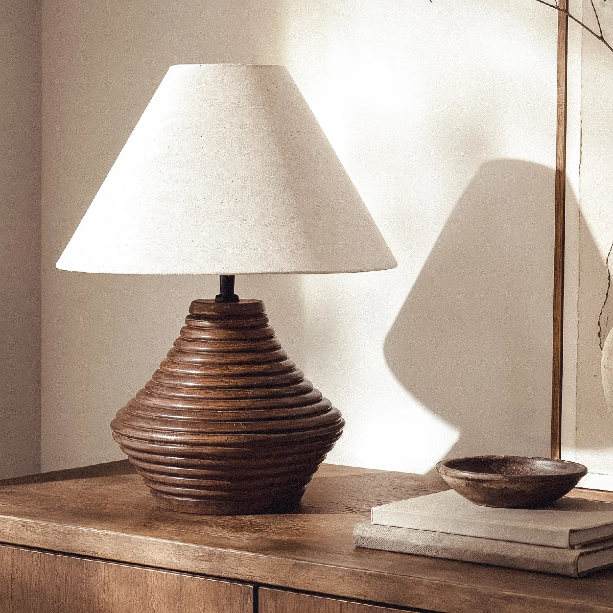 Iluzzia lampe à poser Akriti - Blanc Iluzzia lampe à poser Akriti - Blanc