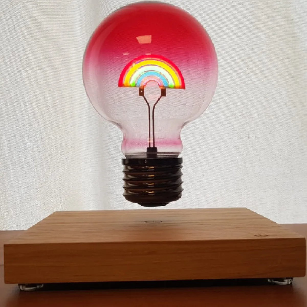 Magneticland Lampe lévitante Rainbow - Multicolore