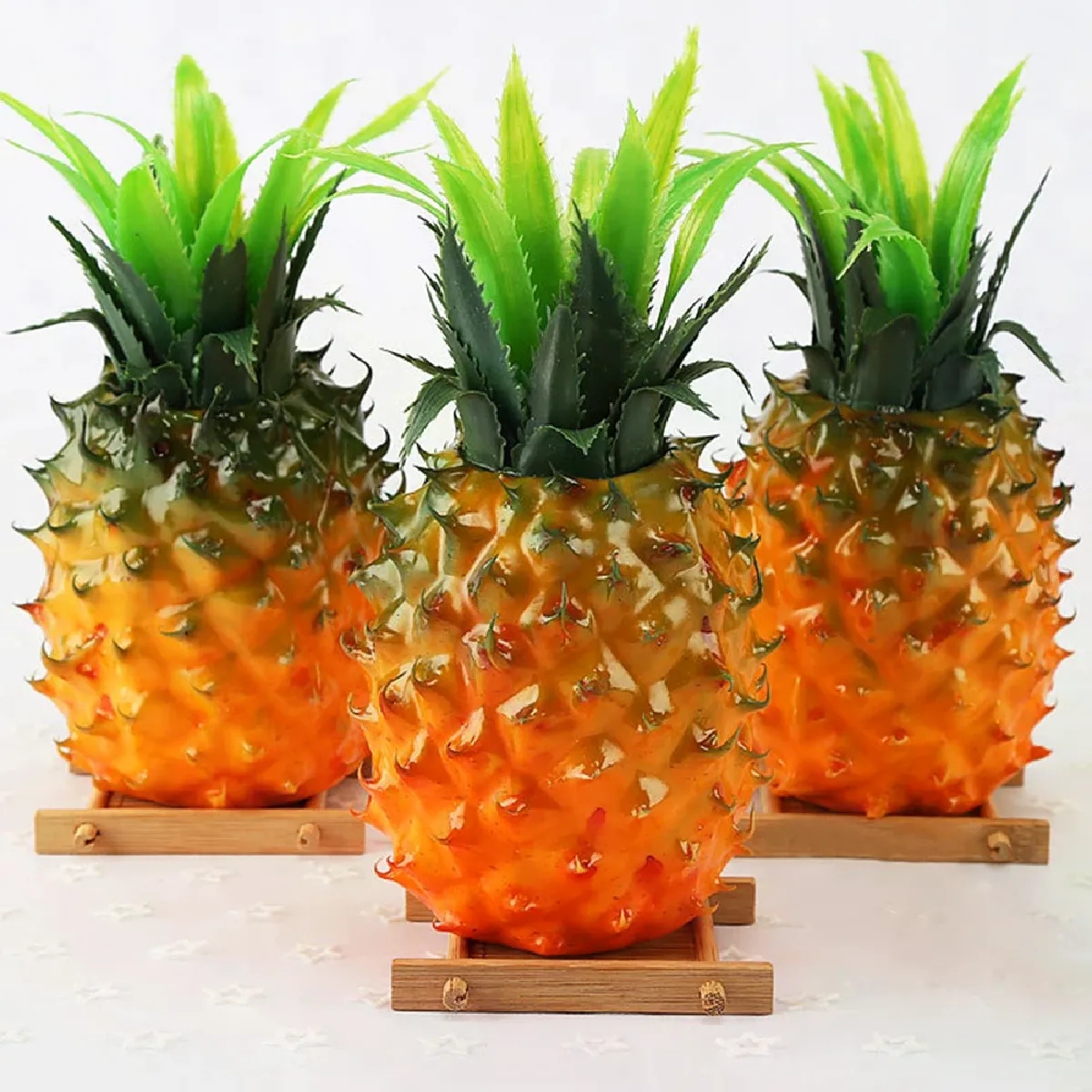 Ananas artificiel réaliste - vue 2