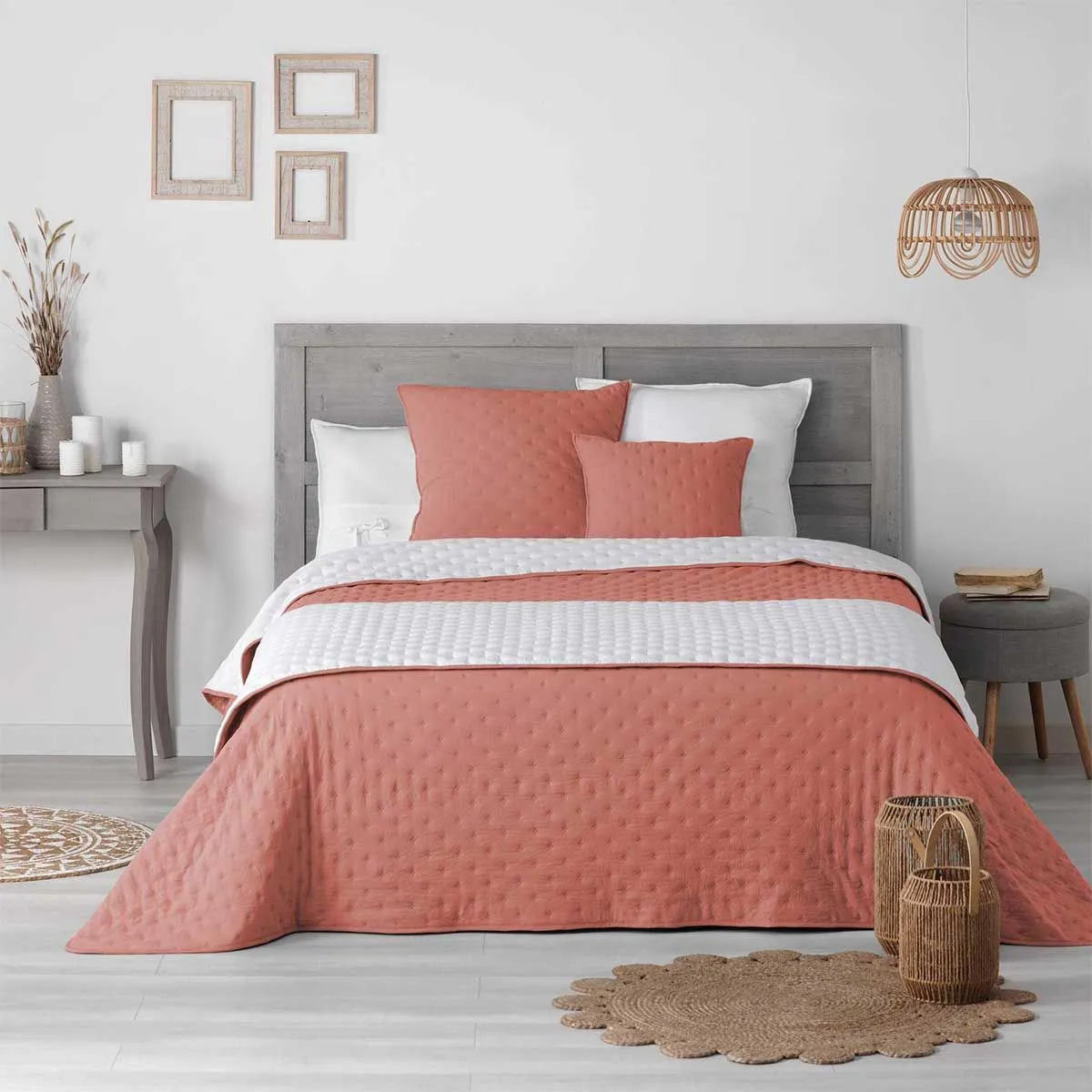 Couvre-lit GENERIQUE Couvre-lit microfibre matelass Mellow chic terracotta et blanc 80x180 cm