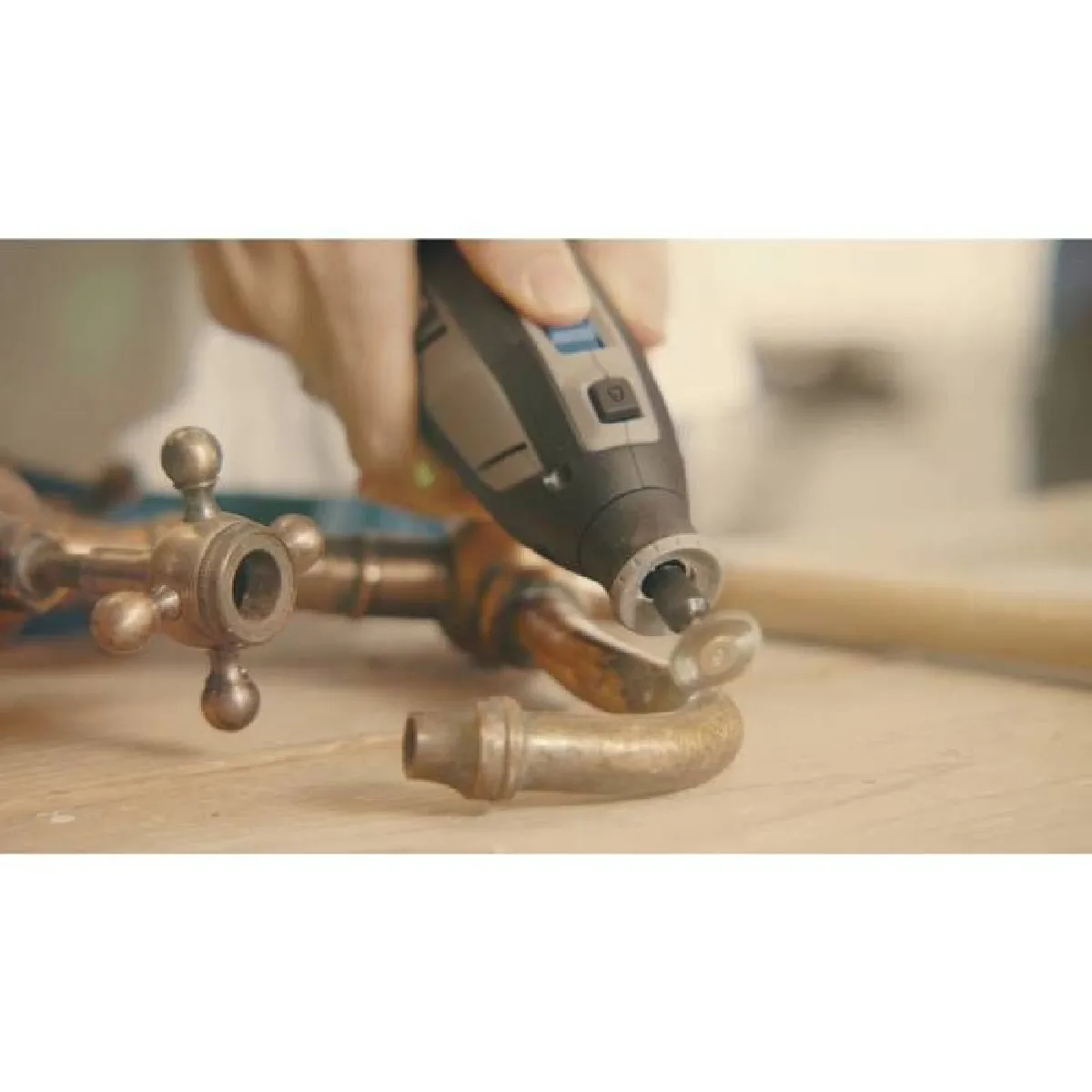 Dremel Outil Rotatif Multifonction Sans Fil