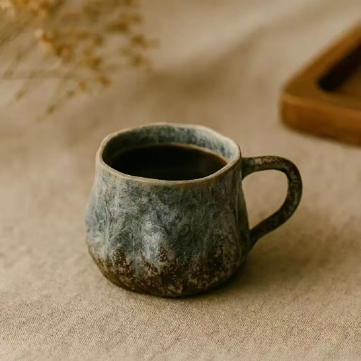 Tasse à café artisanale bleue 100 ml