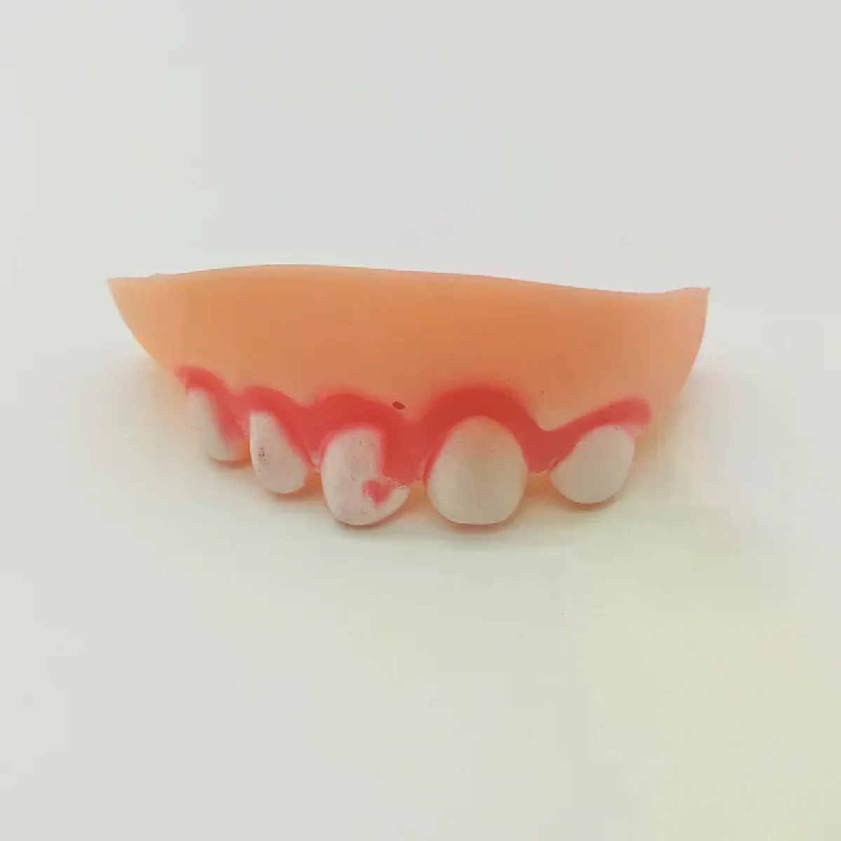 Comparer les prix de Fausses dents pour chien, prothèses dentaires amusantes, articles de décoration pour animaux de compagnie, prothèses dentaires astucieuses, jouets pour Halloween, cosplay, humains et vampires~02719