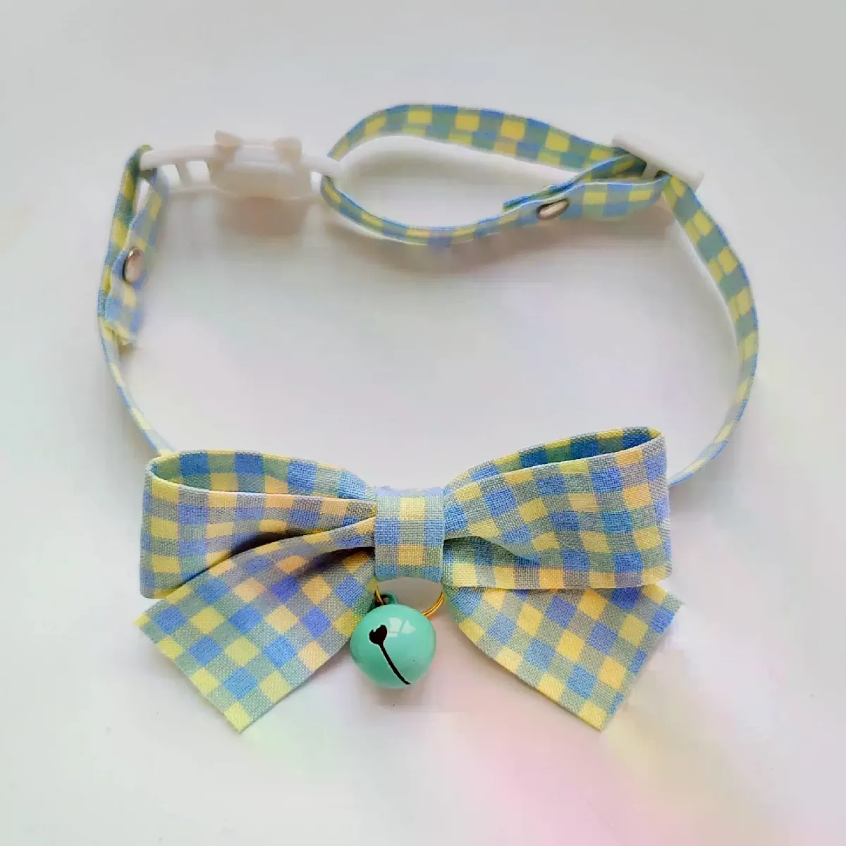 Comparer les prix de Collier pour animaux de compagnie, boucle réglable, collier populaire pour petit chat, motif imprimé, collier décoratif en forme de cœur, fournitures pour animaux de compagnie~00672