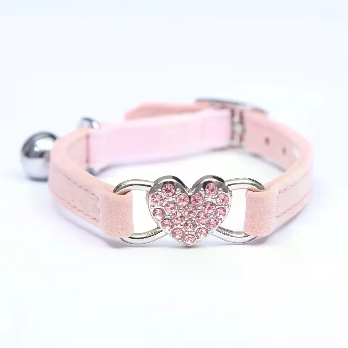 Meilleurs prix pour Collier pour chat en velours élastique cristal, cloche en forme de cœur, collier pour animal de compagnie, cloche souple, extensible, colliers pour chaton réglables~01081