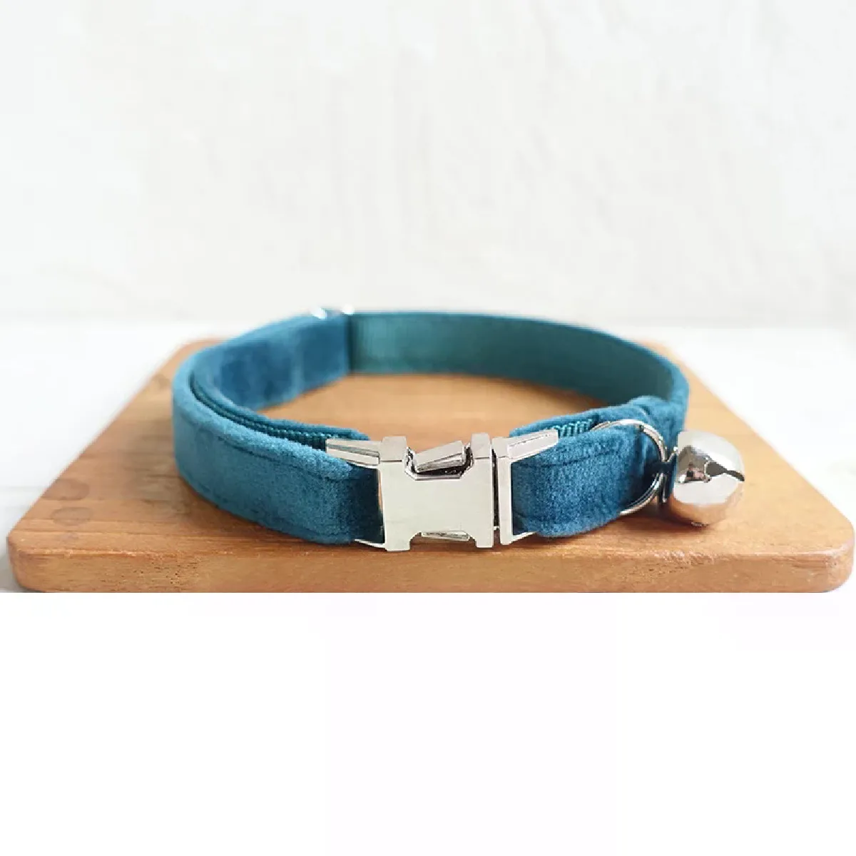 Comparer les prix de Collier personnalisé pour chat avec gravure sur clochette, plaque d'identification, collier pour chaton, petit chien, chiot, bouledogue, chihuahua, Yorkshire~01357