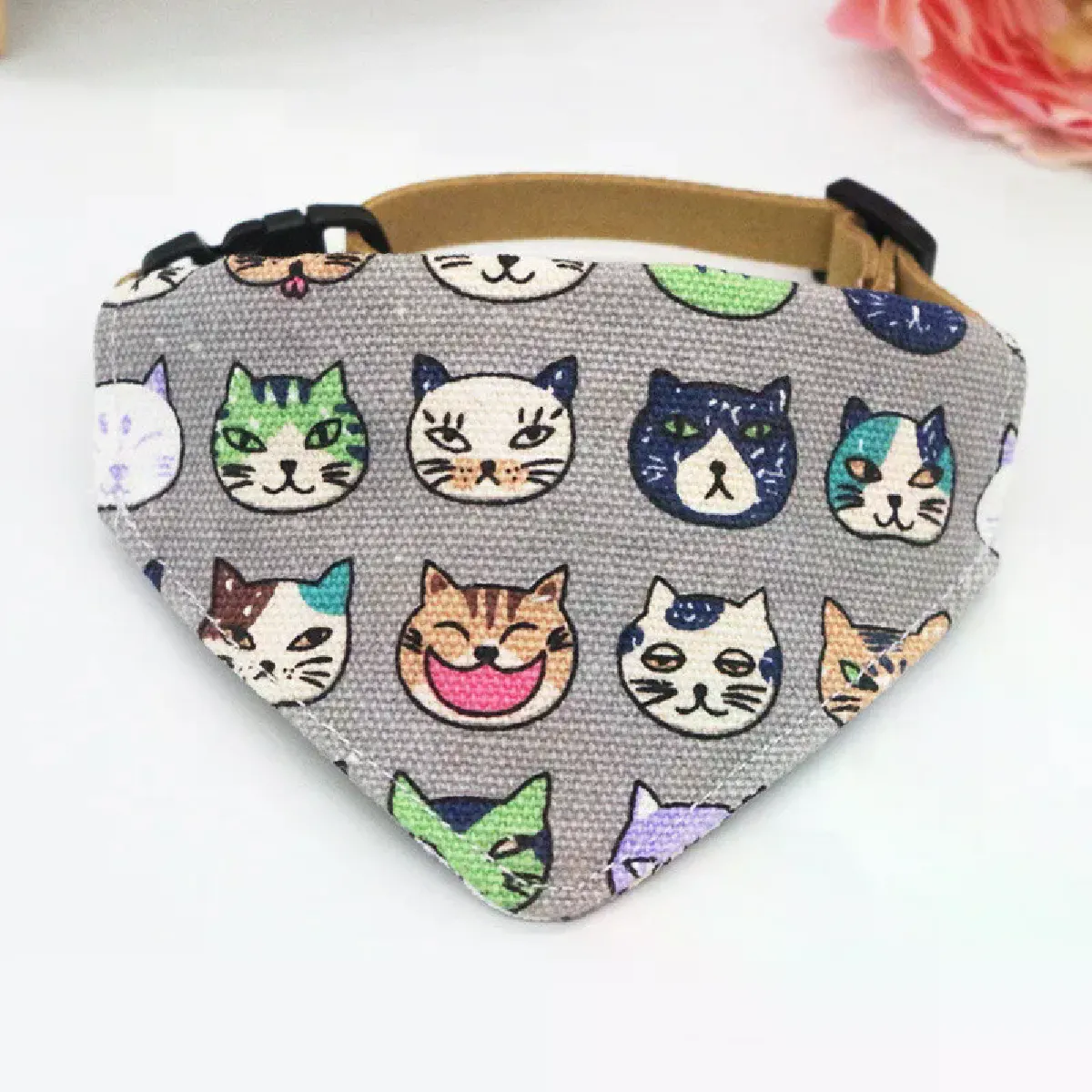 Meilleurs prix pour Collier réglable avec foulard pour chats et chiens, collier triangulaire avec foulard et coquillages pour chats et chats~00999