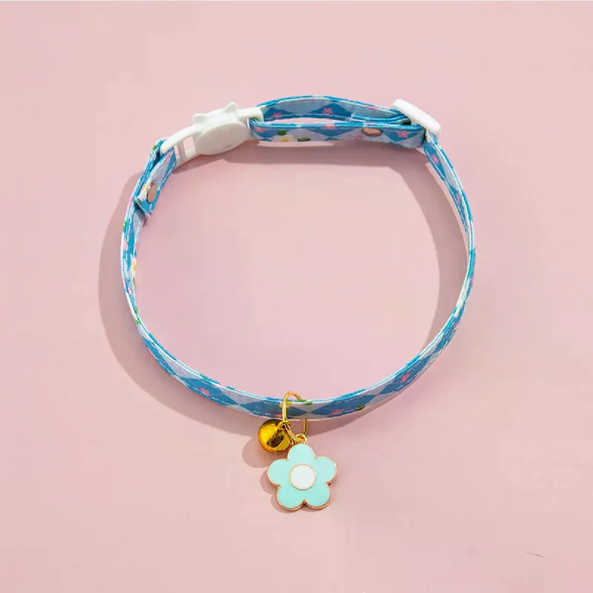 Comparer les prix de Collier pour animaux de compagnie, boucle réglable, collier populaire pour petit chat, motif imprimé, collier décoratif en forme de cœur, fournitures pour animaux de compagnie~00664