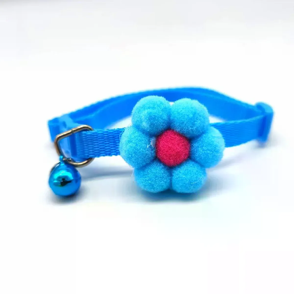 Meilleurs prix pour Collier pour chat réglable avec nœud papillon et bouton de sécurité floral, accessoire pour animaux de compagnie, cadeau pour chiot et chat~00606