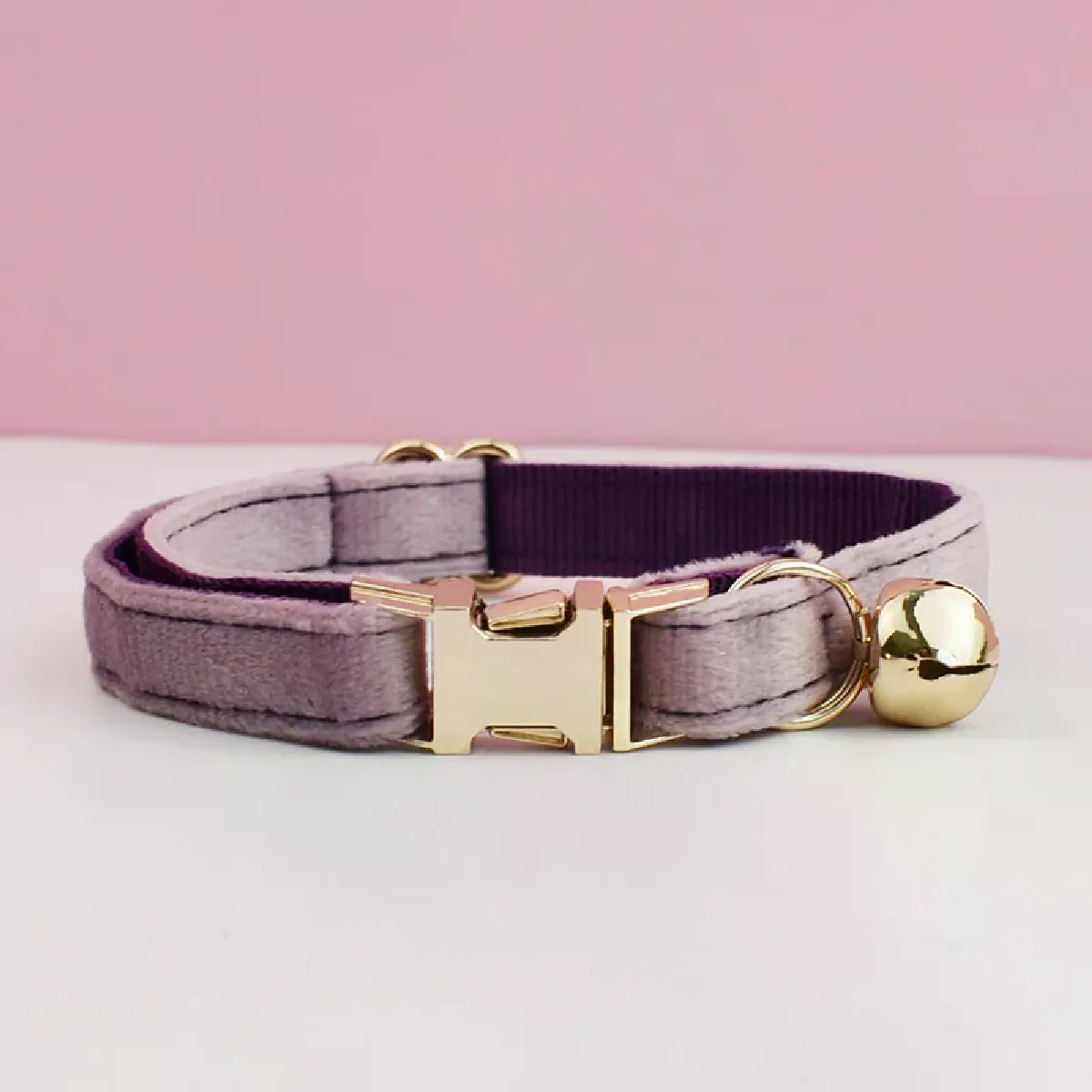 Fournitures pour chats Collier pour chat en velours Collier pour chat personnalisé avec plaque signalétique Nœud papillon avec clochette avec gravure personnalisée Colliers pour chat~01828