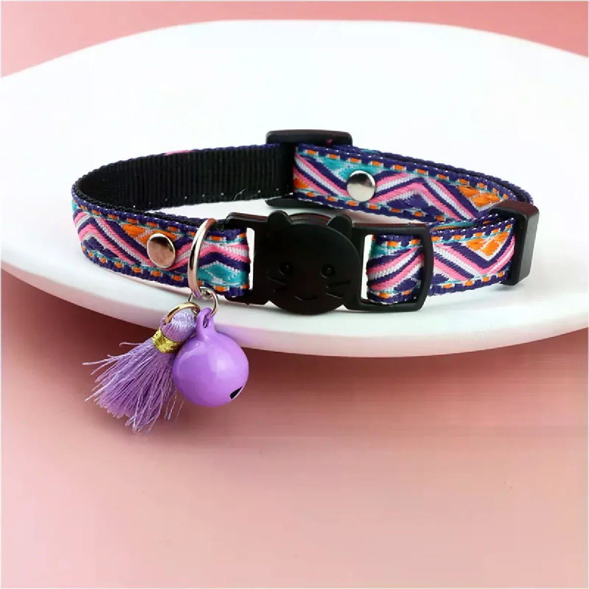 Collier pour chat réglable avec franges et cloches, collier pour animaux de compagnie décoré de carreaux colorés, motif jacquard, colliers pour chat, fournitures pour chiens~01557