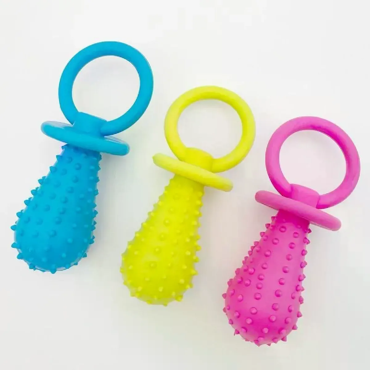 Meilleurs prix pour 1 jouet pour chien en TPR résistant aux morsures, à mâcher, bâton de nettoyage des dents molaires pour chiots, jouet interactif en forme d'ours en peluche, balle de dressage pour chiens, fournitures pour animaux de compagnie~02333