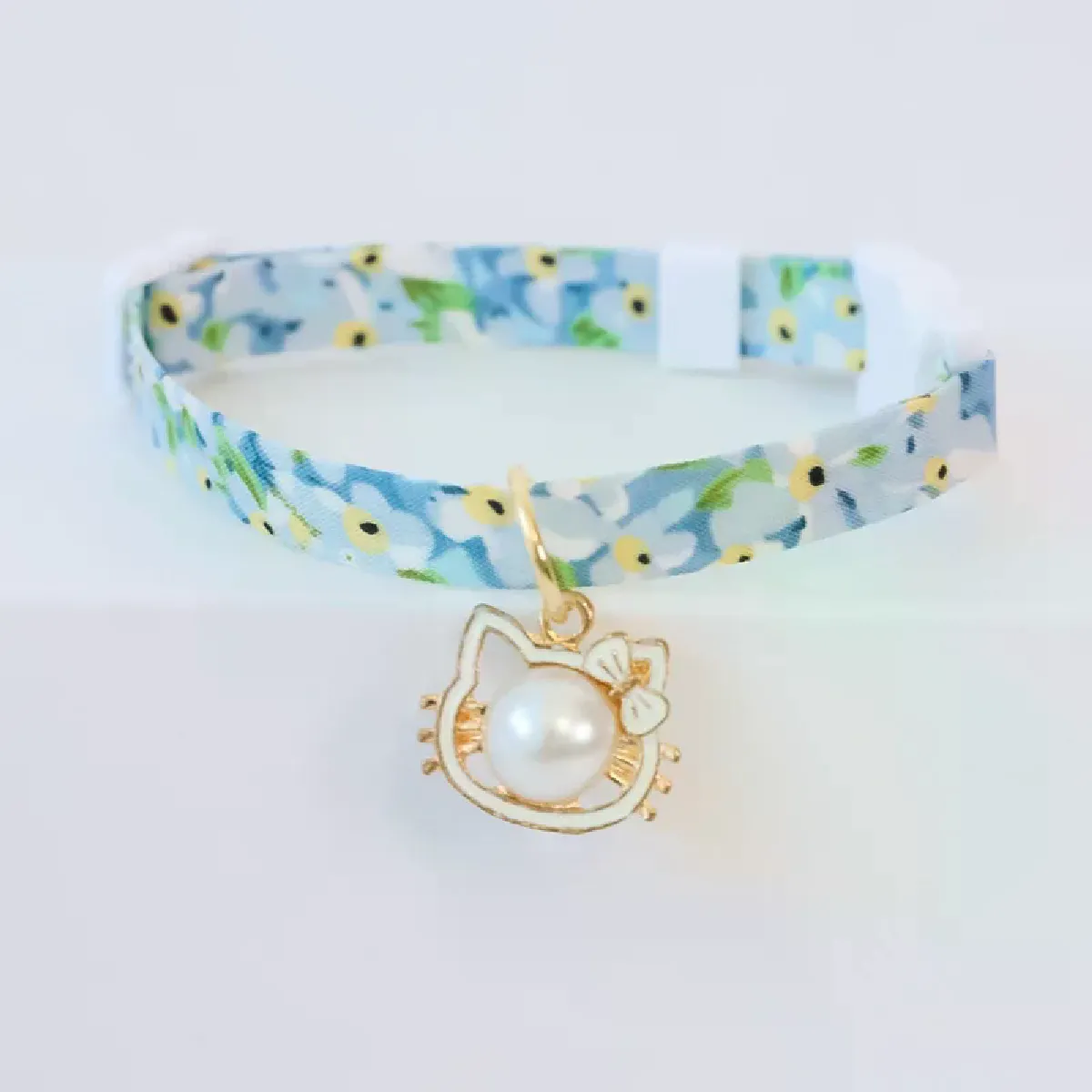 Collier réglable pour chaton avec clochette, collier détachable pour chat, collier pour chiot, fournitures pour chat, accessoires pour chat, 2022~00366