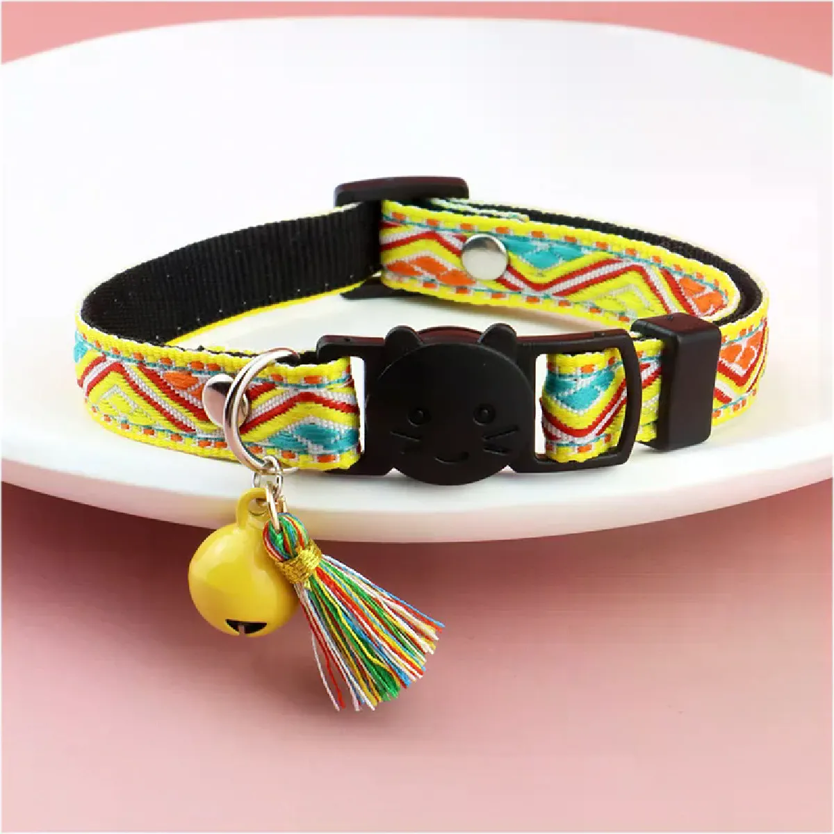 Collier pour chat réglable avec franges et cloches, collier pour animaux de compagnie décoré de carreaux colorés, motif jacquard, colliers pour chat, fournitures pour chiens~01743
