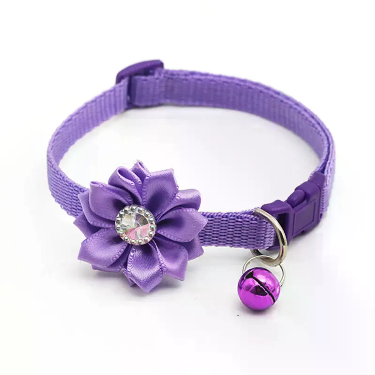 Comparer les prix de Collier pour petit chat/chien, clochette à fleurs, collier pour animal de compagnie, réglable, facile à porter, boucle, joli collier pour chat, accessoires pour chats, vente en gros~01980