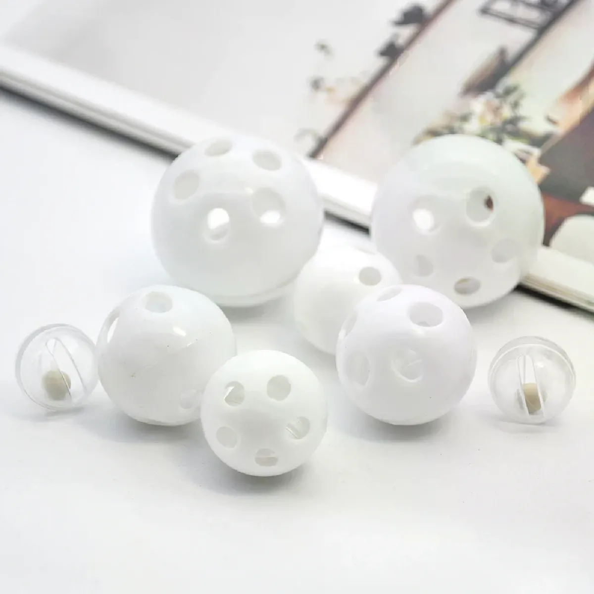 Comparer les prix de Lot de 30/50/100 jouets couineurs pour chien, générateur de bruit, jouet à mâcher, peluche multi-spécifications, accessoires~03231