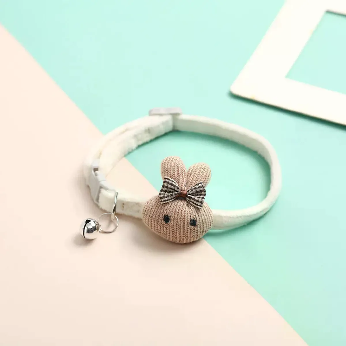 Collier de chat réglable en tricot avec clochette et fleur, collier pour animaux de compagnie, collier de traction avec boucle de sécurité pour petits chiens, fournitures pour chiens~01535