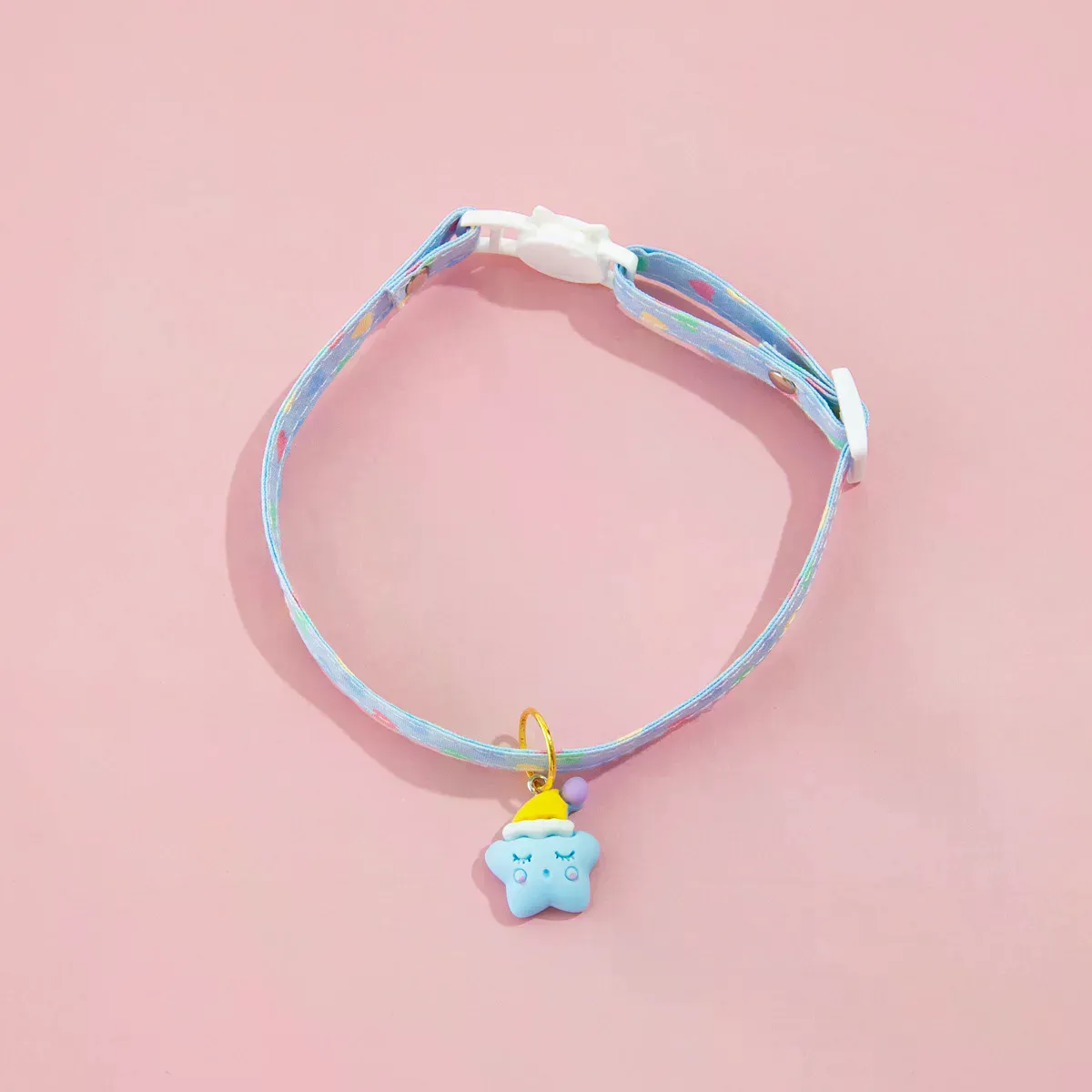 Comparer les prix de Collier pour animaux de compagnie, boucle réglable, collier populaire pour petit chat, motif imprimé, collier décoratif en forme de cœur, fournitures pour animaux de compagnie~00653