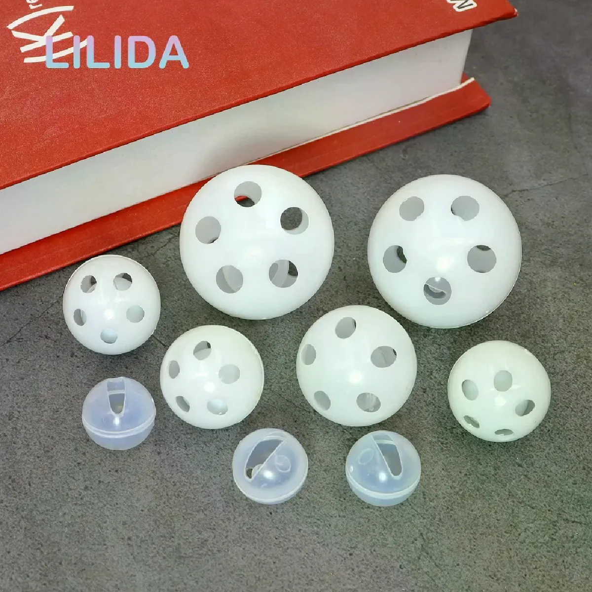 Meilleurs prix pour Lot de 30/50/100 hochets en plastique avec cloches, générateur de bruit, réparation de jouets pour chiens, accessoires pour animaux de compagnie, 17/24/28/38 mm~03006