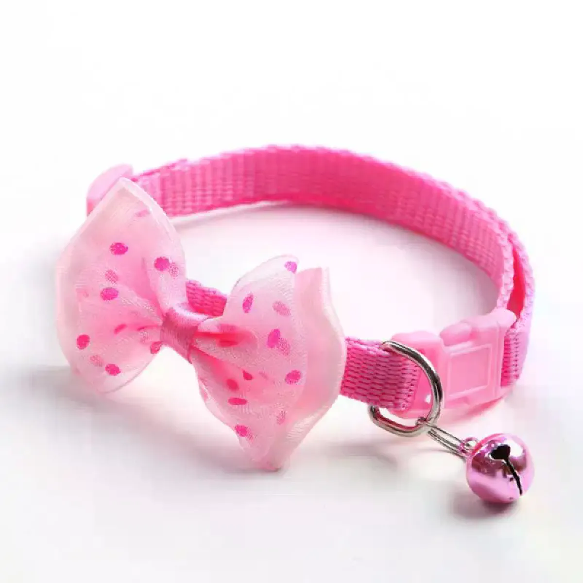 Comparer les prix de Collier pour chat réglable avec nœud papillon et boucle de sécurité, accessoire tendance pour chien et chat, nœud à carreaux avec clochette~01841