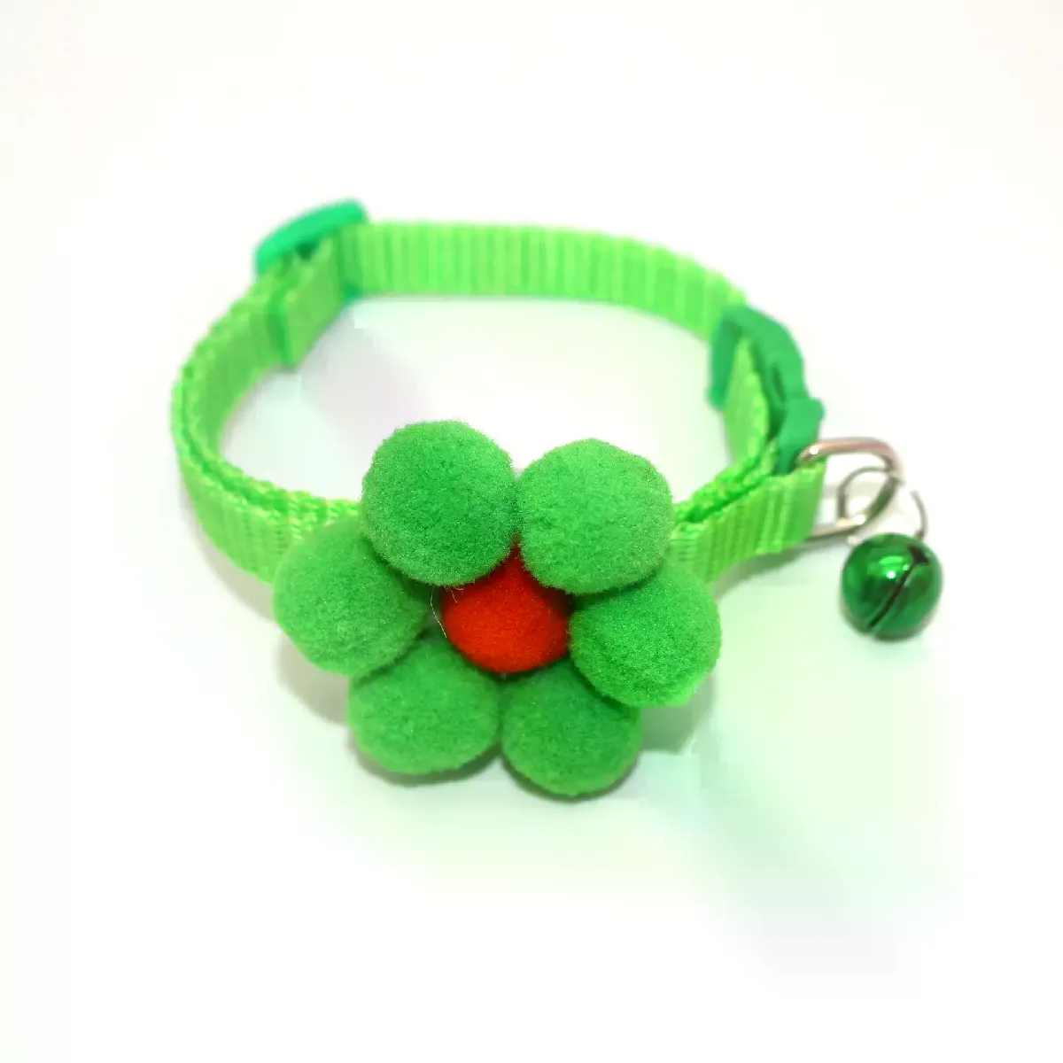 Meilleurs prix pour Collier pour chat réglable avec nœud papillon et bouton de sécurité floral, accessoire pour animaux de compagnie, cadeau pour chiot et chat~00601