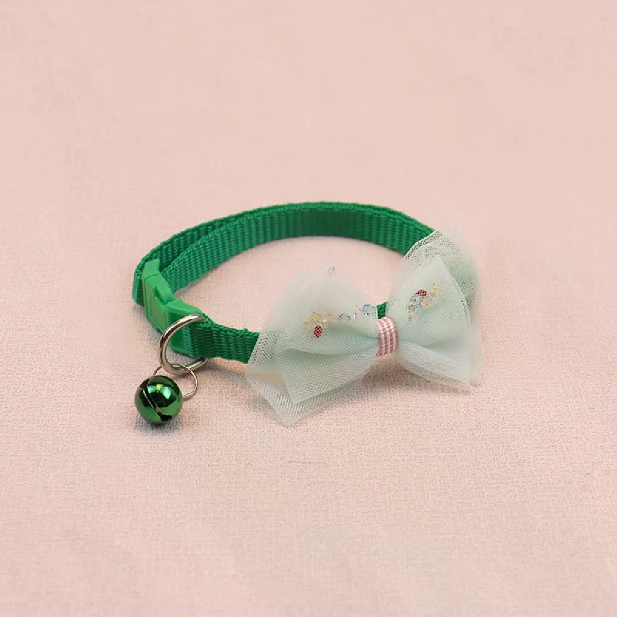 Comparer les prix de 1 collier papillon réglable à carreaux pour chiots et chiens, imprimé écossais, nœud papillon, accessoires de décoration de mariage pour les vacances~00552