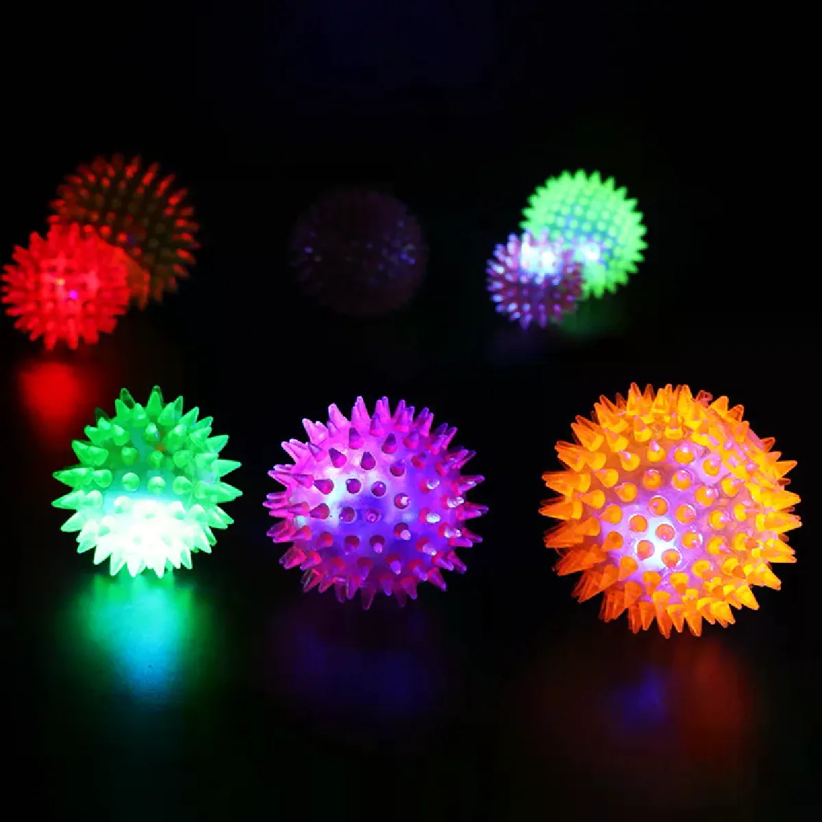 Comparer les prix de 2023 nouveaux jouets colorés pour chiens et chats Radom, collier lumineux coloré pour chien, balle à mâcher, jouet en caoutchouc, couleur aléatoire, petits animaux de compagnie~04131