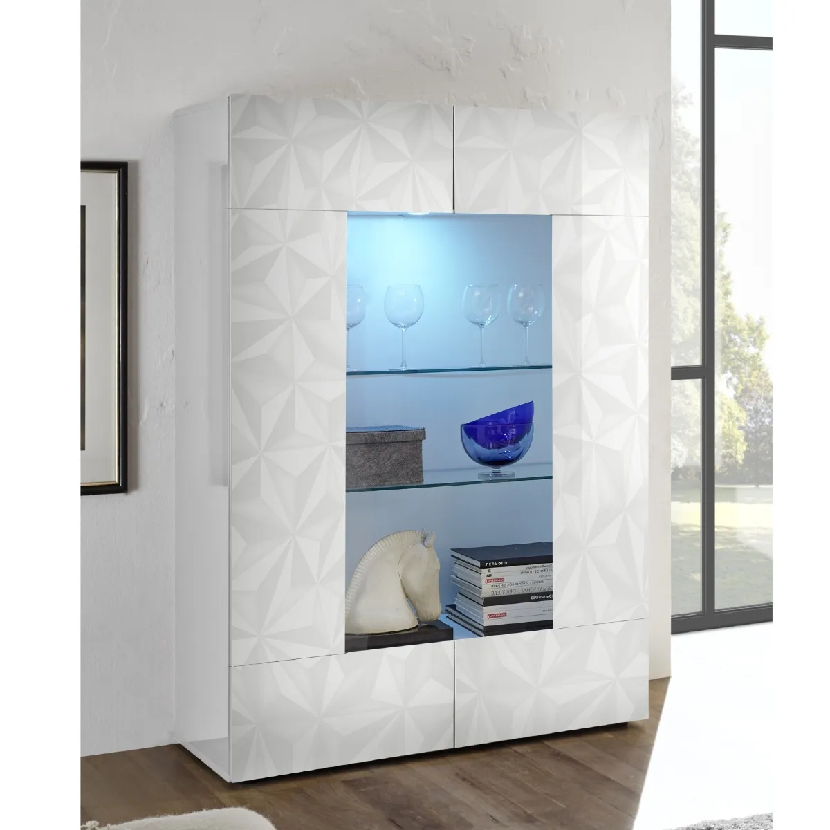 Vitrine moderne laqué 2 portes vitrées avec LED CAPRI
