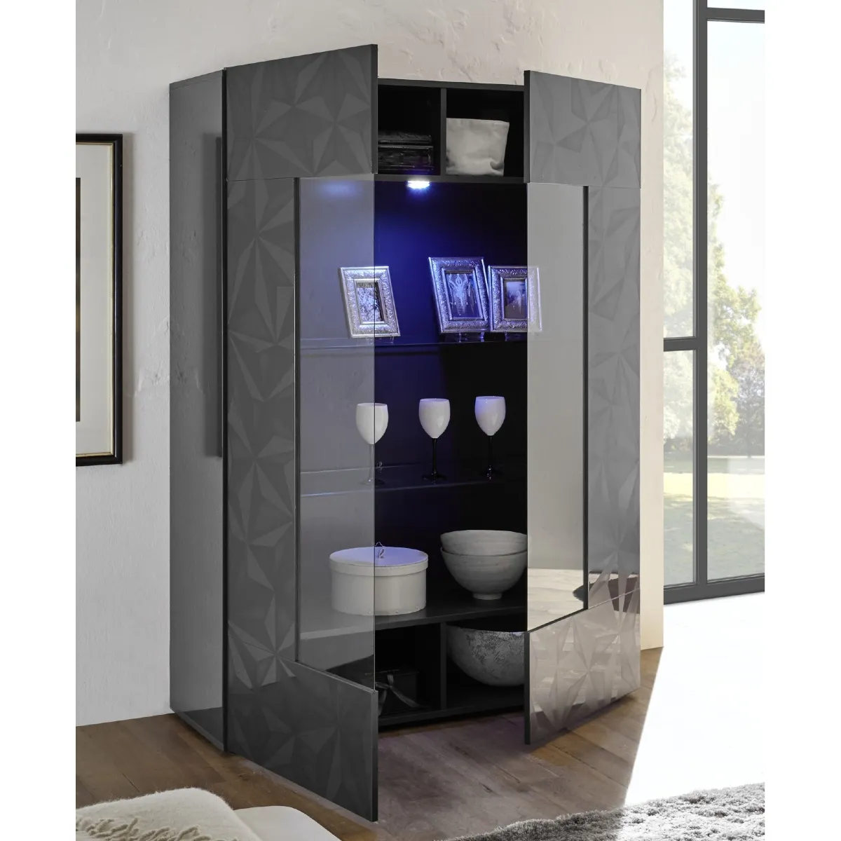 Vitrine moderne laqué 2 portes vitrées avec LED CAPRI - vue 2
