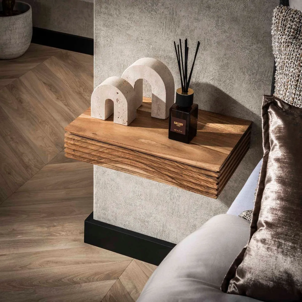 Table de chevet en bois massif YELLES 1 tiroir lot de 2 - vue 2