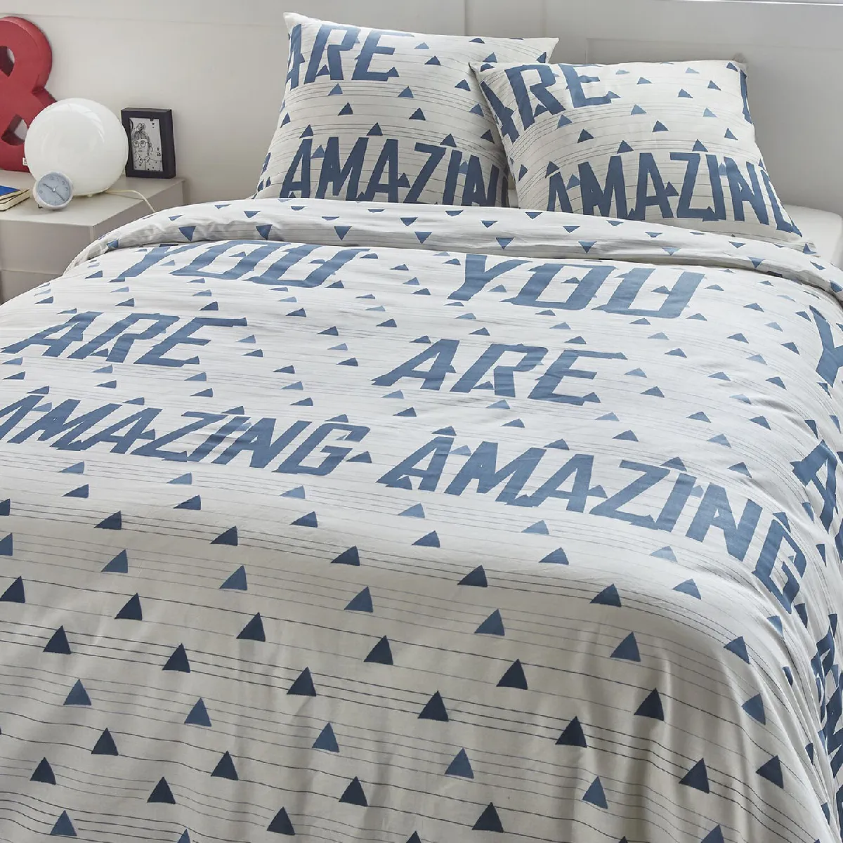 HOME COLLECTION Parure housse de couette 3pcs 240x220cm 100%coton 51fils amazing blanc