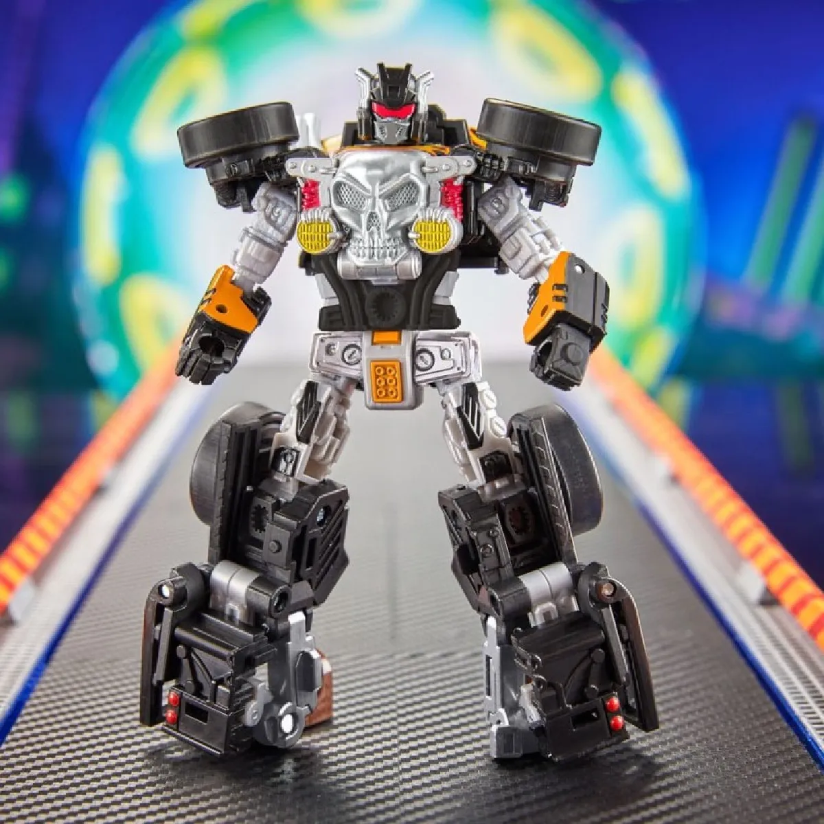 Transformers Collaborative Hot Wheels® x Figurine Convertible Twin Millä