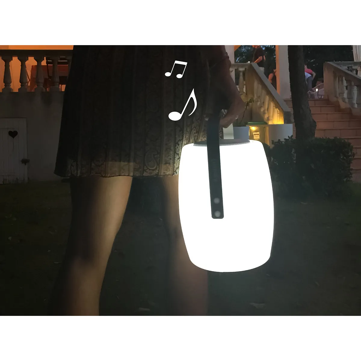 Lusk Rouge/Vert/Bleu Lampe Extérieur Multicolore Nomade Lumisky Lucy Play Avec Enceinte Bluetooth Intégrée - Image 3